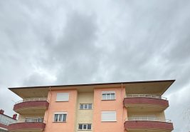 DİNAR’IN EN GÖZDE MAHALLESİNDE SATILIK 3+1 DAİRE